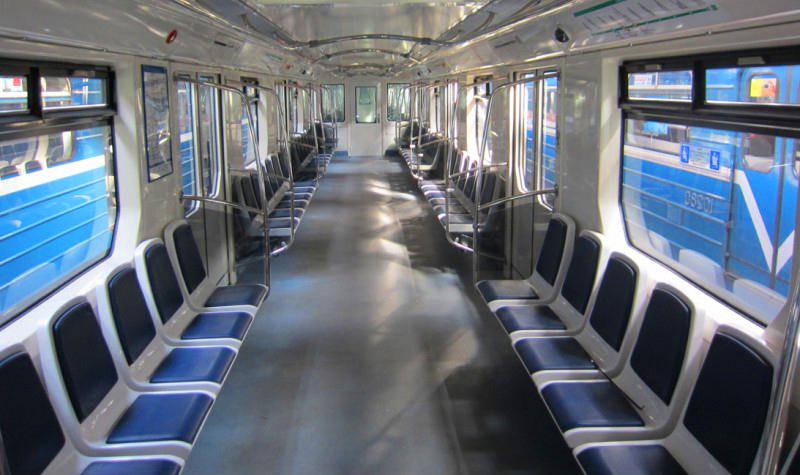 Транспортный линолеум в вагоне